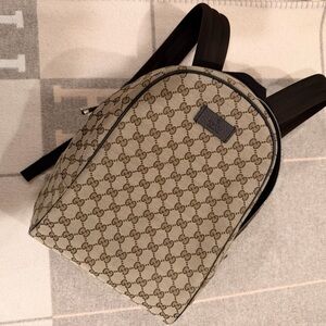 Gucci GG Supreme Canvas Backpack – Beige/Brown – Authentic